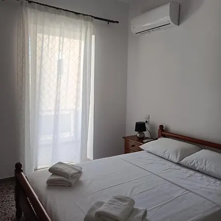 Apartment Kostas Maria 109m2 1st Floor Makry Gialos (Crete)