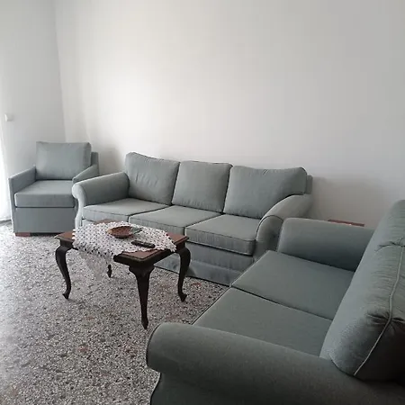 Kostas Maria 109m2 1st Floor * Makrýgialos